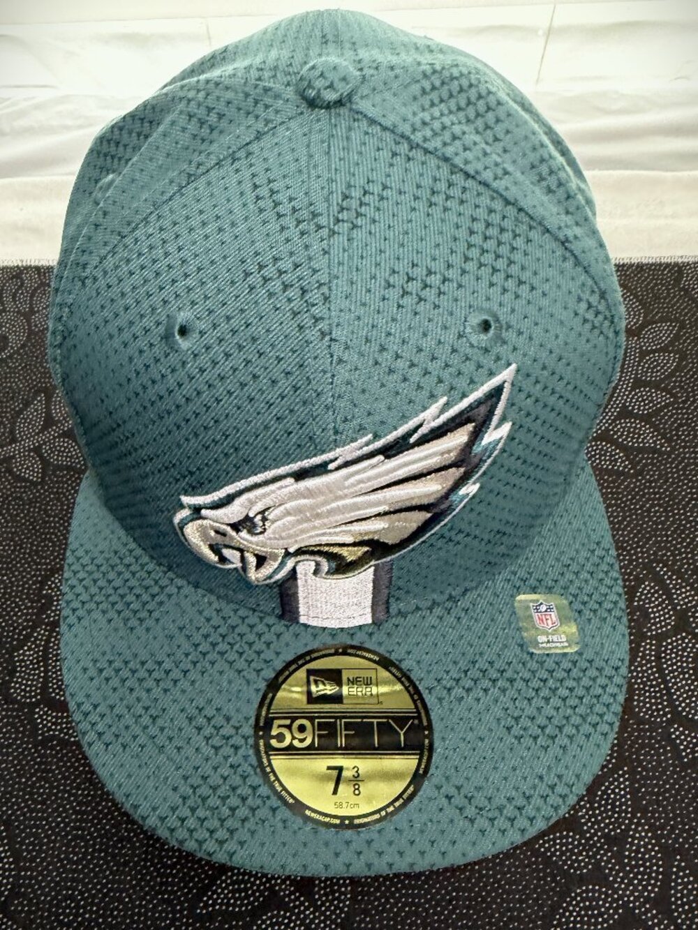 New Era 59FIFTYPhiladelphia Eagles Sideline On Field Fitted Hat/Cap Size 7 3/8